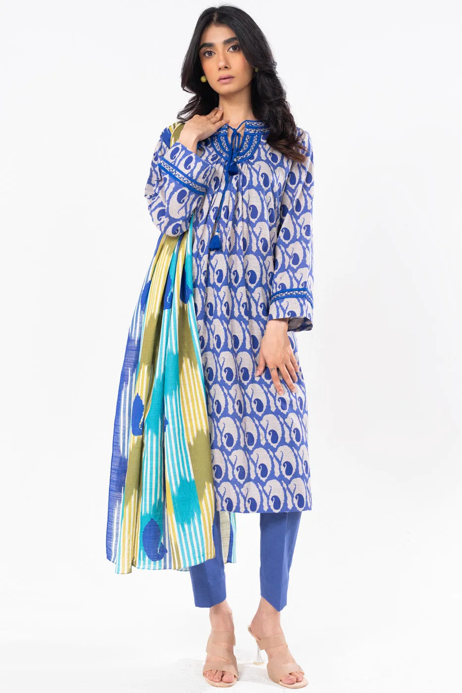 2 Pc Printed Khaddar Shirt With Khaddar Dupatta