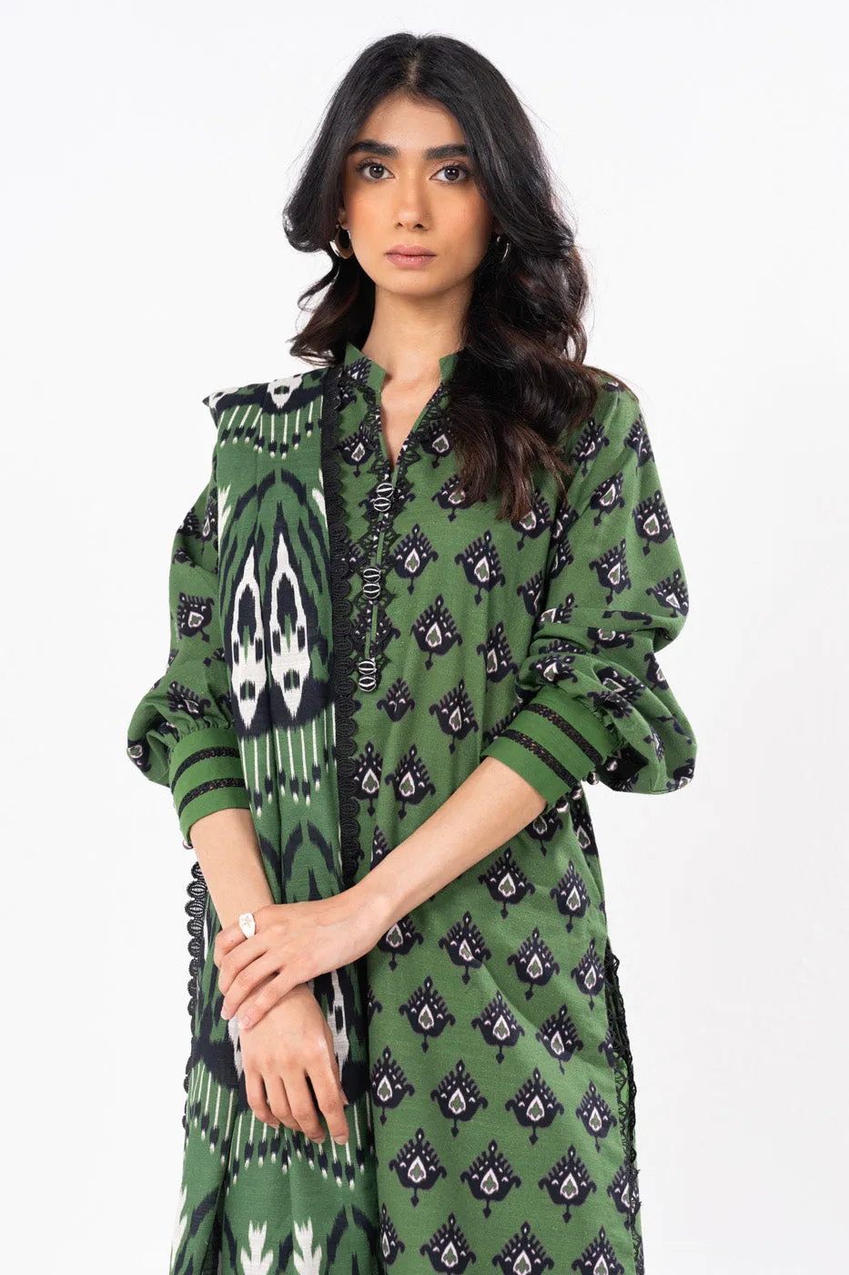 2 Pc Printed Khaddar Shirt With Khaddar Dupatta