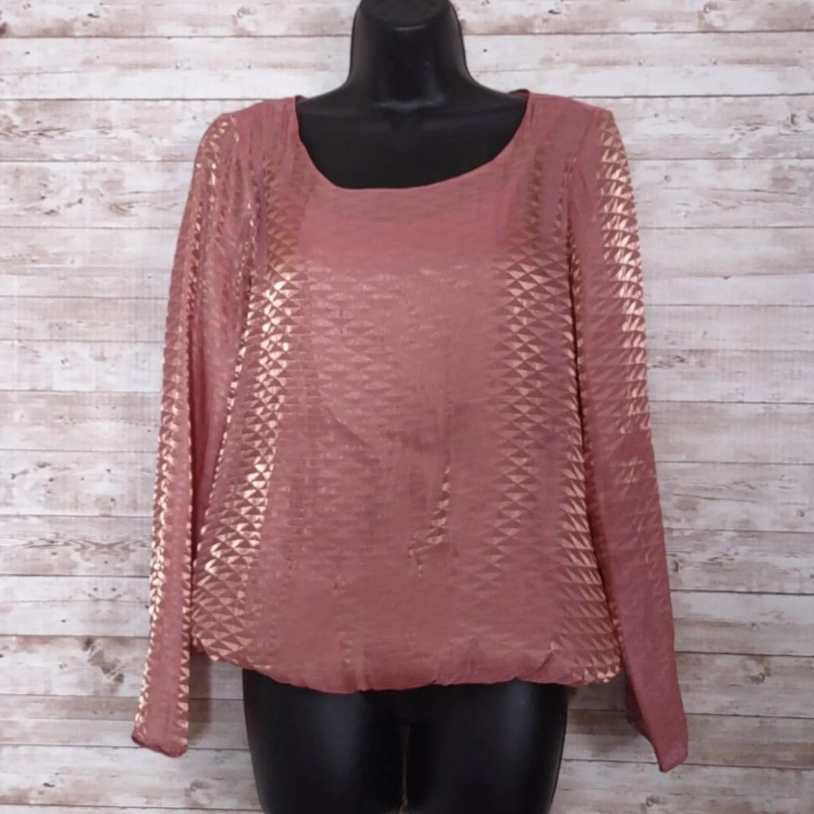 Alfani Metallic Bubble Top Small