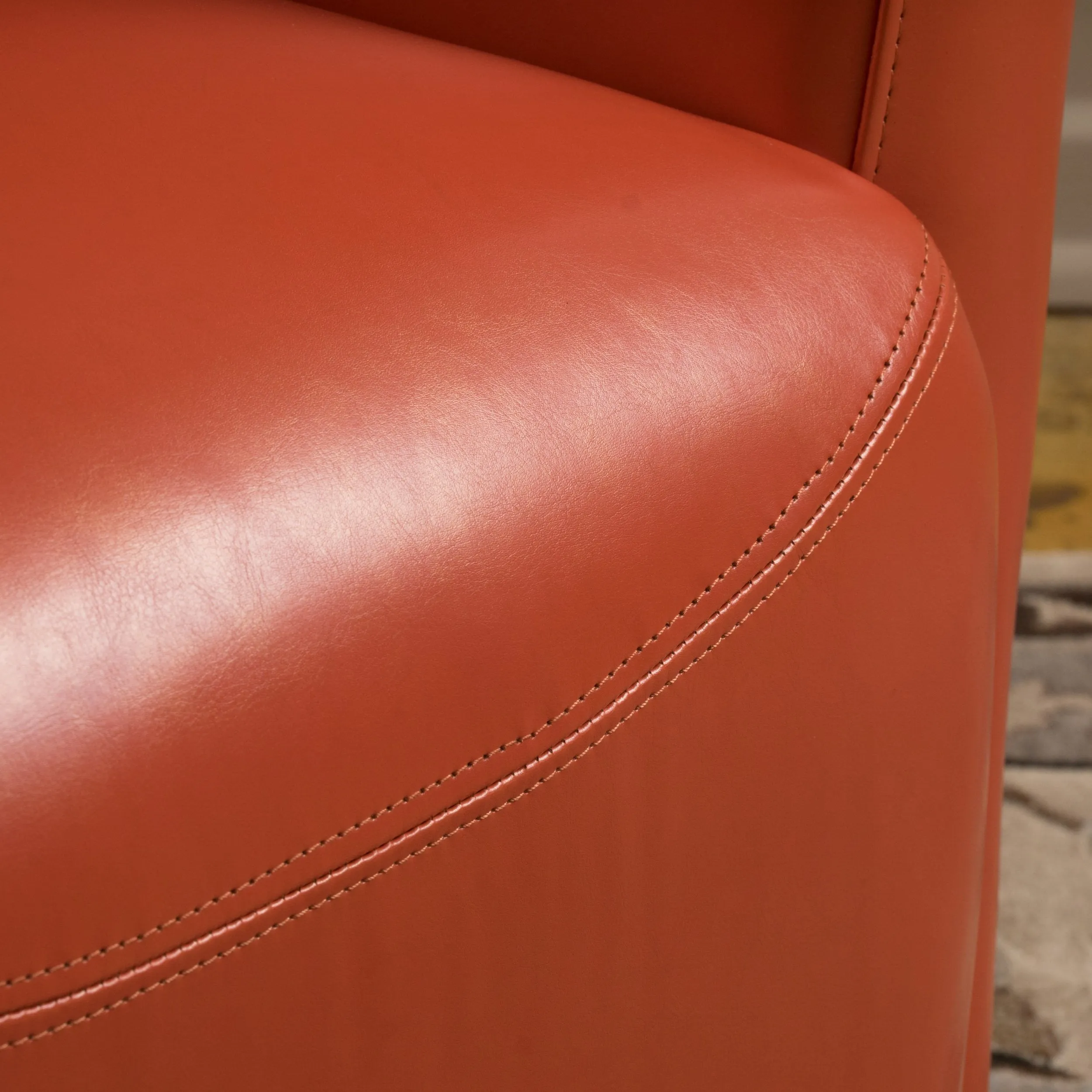 Bonded Leather Wingback Swivel Club Chair - NH504892