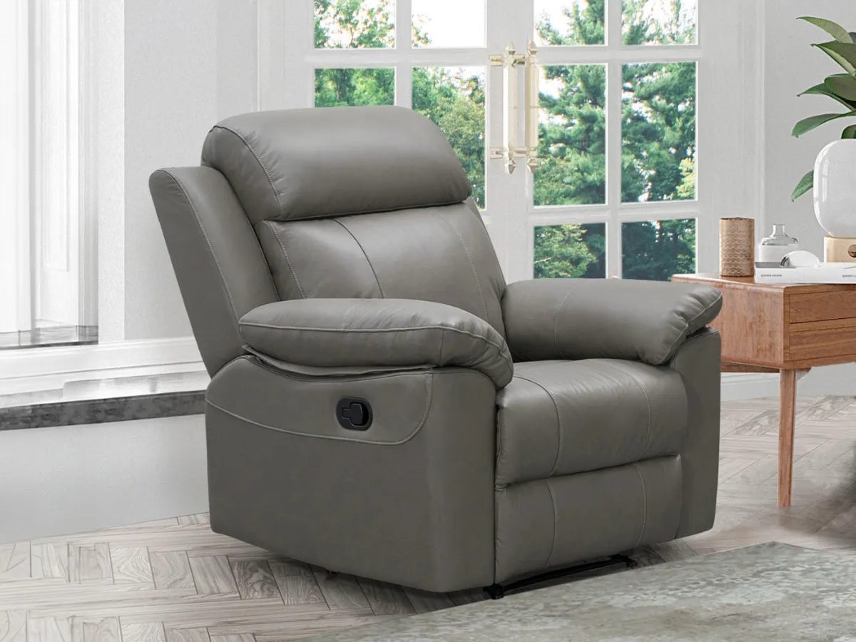 Braylen Top Grain Leather Reclining Sofa Set