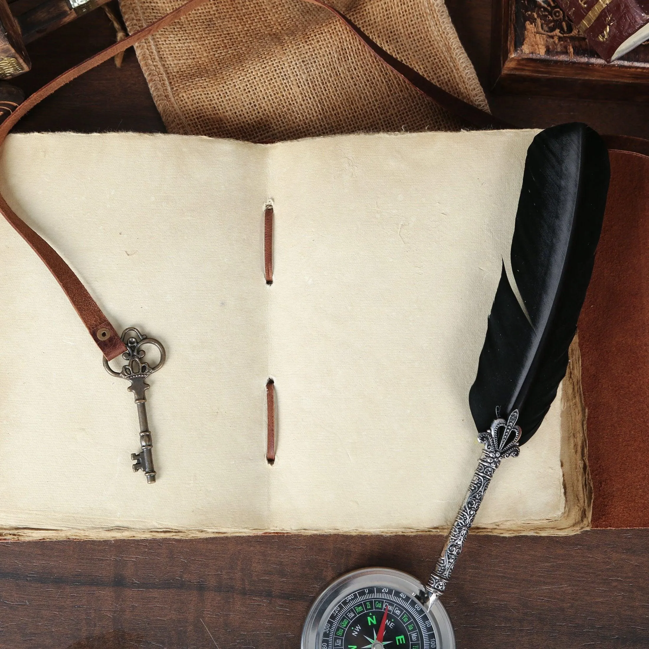 Leather Journal with lined Deckle Edge Paper 7x5 inch and Vintage Key/ Handmade Writing Notebook Diary/ Bound Daily Notepad for Men & Women Medium, Sketch/Writing pad, Gift for Artists (Vintage Brown)