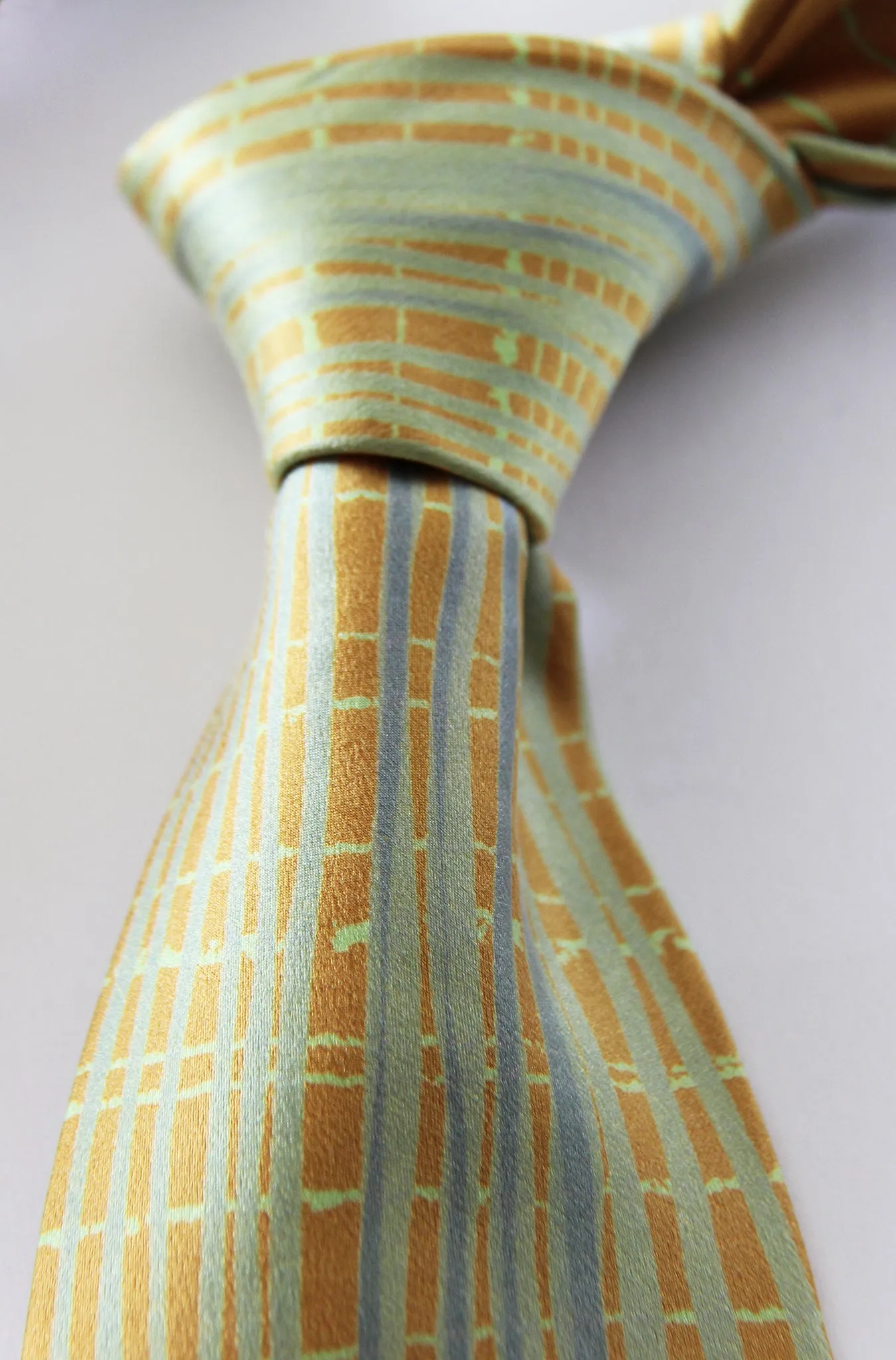 Medium Stripe tie (with variations)