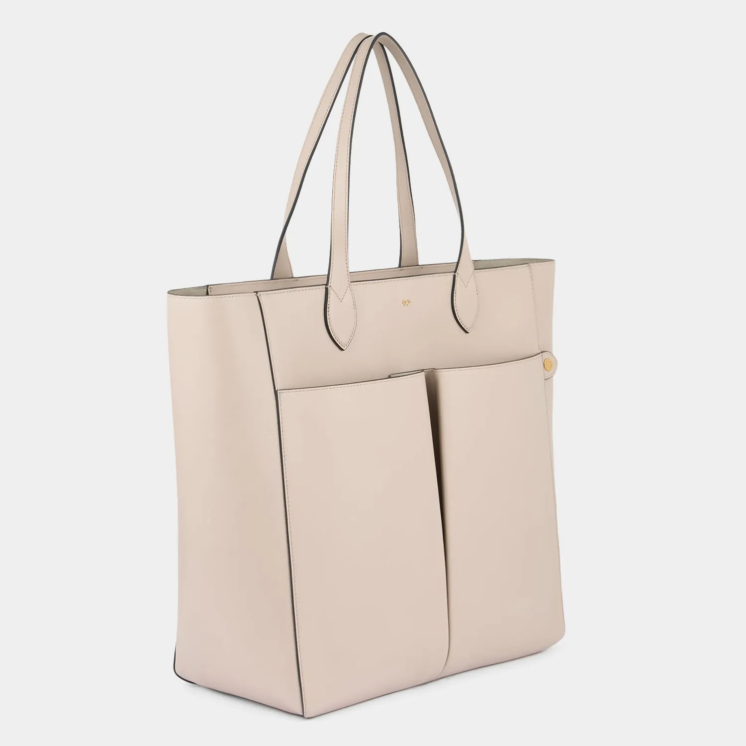 Nevis Tote